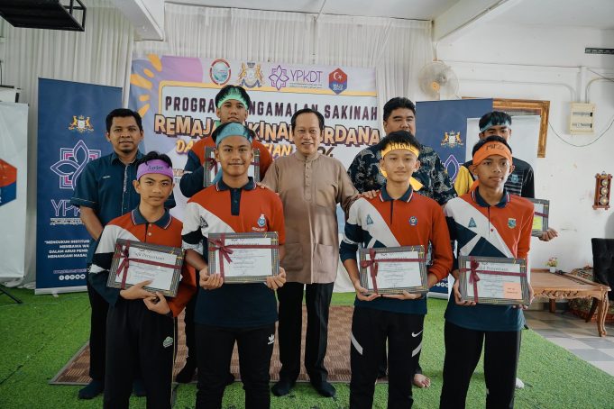 Ahmad Maslan-1