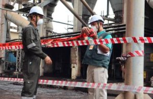 Pekerja tapak binaan maut jatuh dari tingkat lapan bangunan