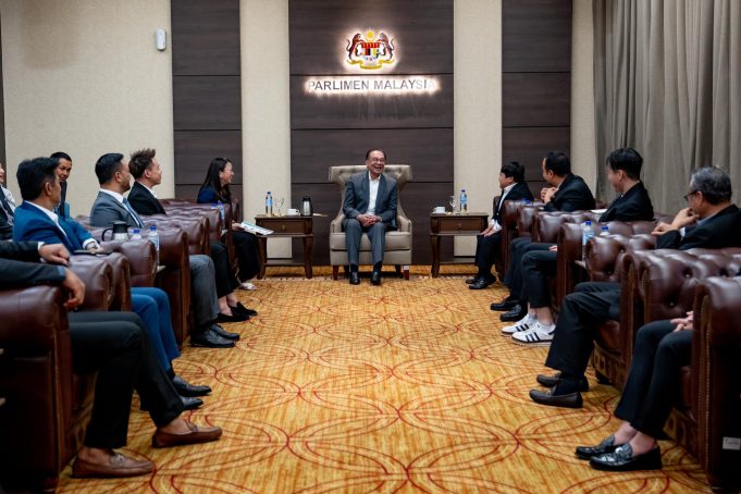PM terima kunjungan tujuh wira nergara.