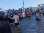 Jeti roboh di Maluku, Indonesia ragut lapan nyawa
