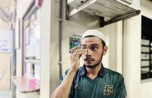 Dikebumikan di tanah perkuburan ayah jadi penggali kubur secara sukarela – Anak