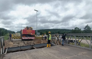 Jambatan sementara Jalan Kuantan-Segamat dibuka semula