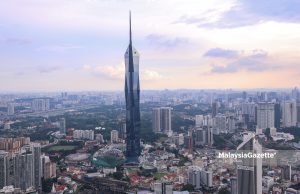 Menara Merdeka 118 bersama bangunan pencakar langit yang lain ketika tinjauan sempena Belanjawan 2025 sektor ekonomi di Kuala Lumpur. Foto AIZAT ZAINAL. 18 OKTOBER 2024.