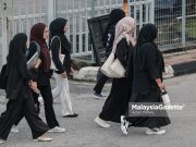 Sarawak beri wang saku RM1,200 kepada siswa miskin