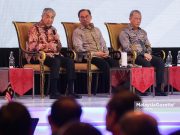 Yang sakau dipuja, yang cuba jalankan program cara bersih dicerca -PM