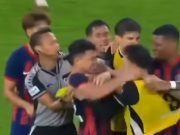 Tumbuk: Arif Aiman, Tommy digantung tiga perlawanan