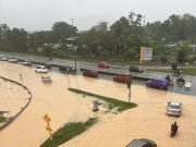 Polis tutup sebahagian laluan di persimpangan Kiwa, Sepang