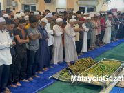 Jenazah dua beranak mangsa tikam dikebumikan satu liang lahad