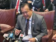 Alexander dukacita tiga kakitangan JKR lemas