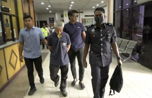 Penjaga stor tak mengaku salah pecah amanah