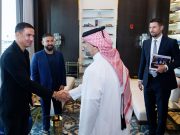 TMJ bertemu CEO Qatar Airways bincang pembangunan awam, ekonomi, bola sepak