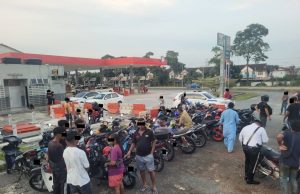 Banteras samseng jalanan: 303 saman, 114 motosikal disita