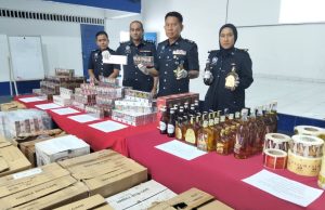Arak tiruan, rokok seludup dirampas di rumah kedai, stor dalam kebun