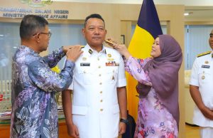 Mohd Rosli terima pangkat Laksamana Maritim