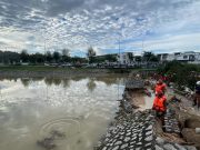 Dinding kolam takungan pecah, Taman Seri Alam banjir