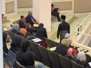 Dua individu rakam, tular gambar konon KM Melaka ‘tidur’ diarah keluar dewan