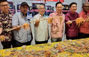PKR parti demokrasi, sesiapa pun boleh cabar dua jawatan tertinggi – Hassan