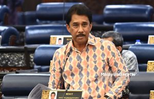 Persoal soalannya tak tersenarai, Che Mohamad ditegur Speaker