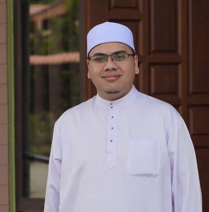 Ustaz Ahmad Husam Baderudin