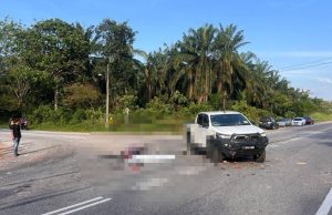Tukang sapu maut dilanggar pikap