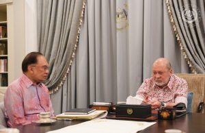 Agong terima mengadap Perdana Menteri di Istana Negara
