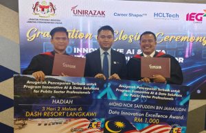 Dua pegawai Maritim Malaysia harum nama negara tamat program AI dengan cemerlang