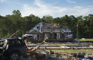 Severe storms, tornadoes kill more than 25 in south-central US