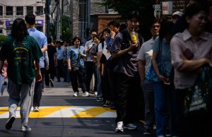 South Koreans vote early in record numbers in poll triggered by martial law