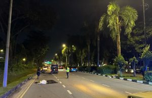 Warga emas maut tercampak atas cermin kereta akibat tukar haluan mengejut