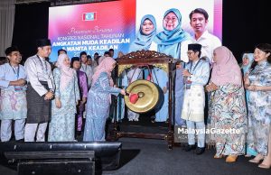 Fuziah Salleh Merasmikan Kongres AMK dan Wanita PKR 2025