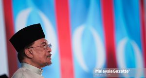 Presiden Parti Keadilan Rakyat (PKR), Datuk Seri Anwar Ibrahim hadir pada Ucapan Dasar dan Perasmian Kongres Nasional Keadilan 2024/2025 ketika di Pusat Konvensyen Antarabangsa Persada Johor. Foto MOHD ADZLAN, 23 MEI 2025.