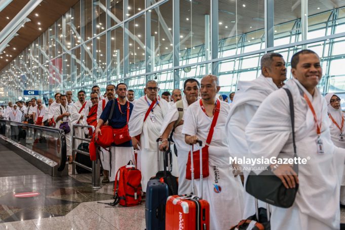 MGF30052025-TABUNG HAJI UCAP SELAMAT JALAN KEPADA MENTERI AGAMA DAN JEMAAH LAIN KE TANAH SUCI-46.jpeg