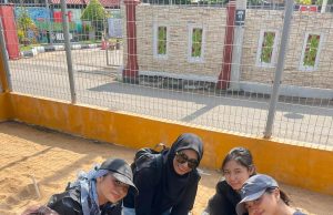 Mahasiswa UiTM sertai program CSR dan kewartawanan alam sekitar Program Tanggungjawab Sosial Korporat (CSR) dan Kewartawanan Alam Sekitar yang diadakan di Pusat Konservasi Penyu, Padang Kemunting, Masjid Tanah
