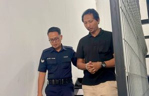 Lelaki mengaku salah buat hantaran jelik