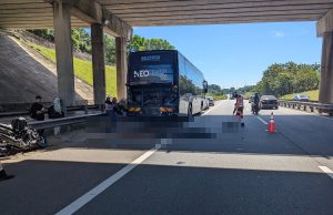Lelaki maut motosikal terlanggar bas rosak