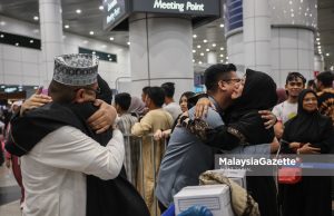 Dari Lambaian Kaabah ke Pelukan Keluarga, 283 Jemaah Selamat Pulang