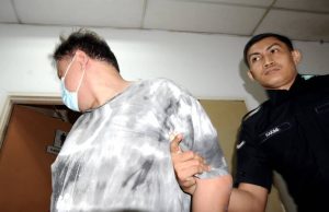 Pengurus warga Singapura didenda RM9,100 kerana lakukan khianat