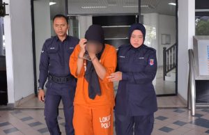 Aksi seksual cikgu tersebar, isteri direman
