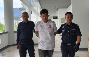 Bapa anak OKU didakwa miliki pistol tiruan, 30 butir peluru ball bearing