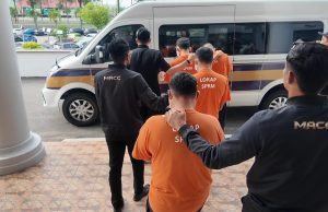 4 anggota polis didakwa minta pasangan kekasih RM2,000 direman