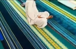 `Ayah hanya tunggu solat Duha sebelum balik’ – Anak jemaah dihalau