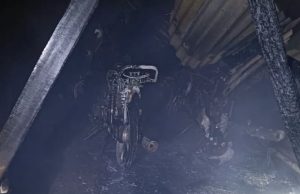 Enam motosikal musnah dalam kebakaran di bangsal kambing