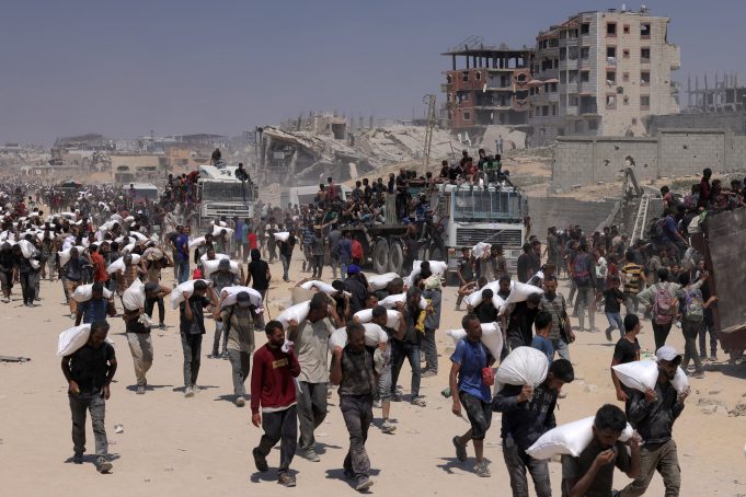 PALESTINIAN-ISRAEL-CONFLICT-GAZA-AID