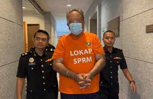 SPRM tahan reman pengarah syarikat disyaki terlibat pengubahan wang haram kira-kira RM75 juta