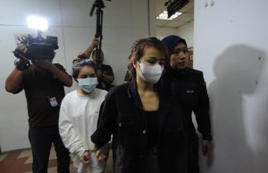 Empat termasuk dua wanita Vietnam dituduh edar, miliki 13kg dadah