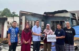 Rumah pelajar musnah dalam kebakaran, UKM hulur bantuan