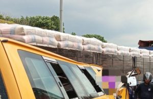 Tiga murid cedera, 19 terselamat kemalangan van sekolah dengan treler