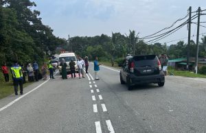 Keluar simpang mengejut, wanita maut dilanggar kereta