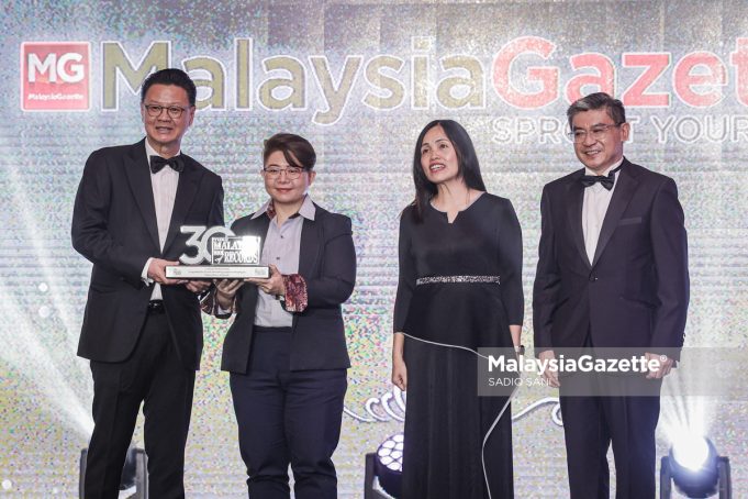 MGF11072025 - MBR30-15 MBR30 Malaysia Book of Records MalaysiaGazette Teo Nie Ching