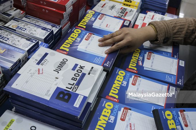 MGF160721_KEDAI BUKU DIBENARKAN BEROPERASI_08